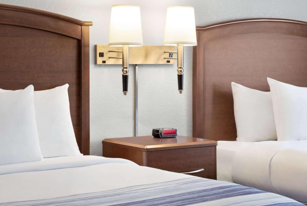 AmericInn by Wyndham Bemidji Eksteriør bilde