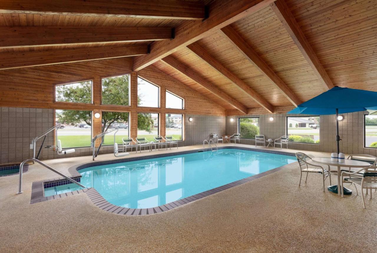 AmericInn by Wyndham Bemidji Eksteriør bilde