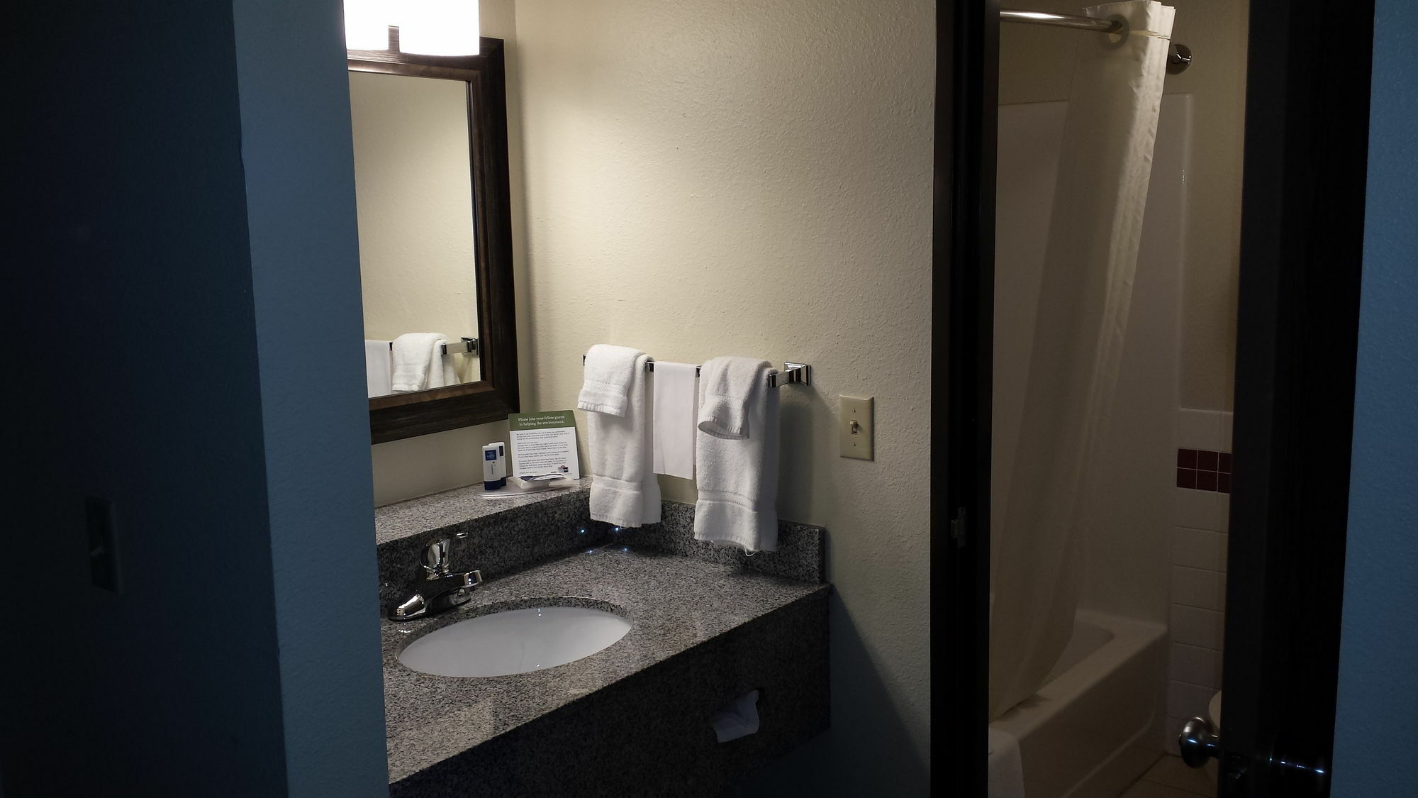 AmericInn by Wyndham Bemidji Eksteriør bilde